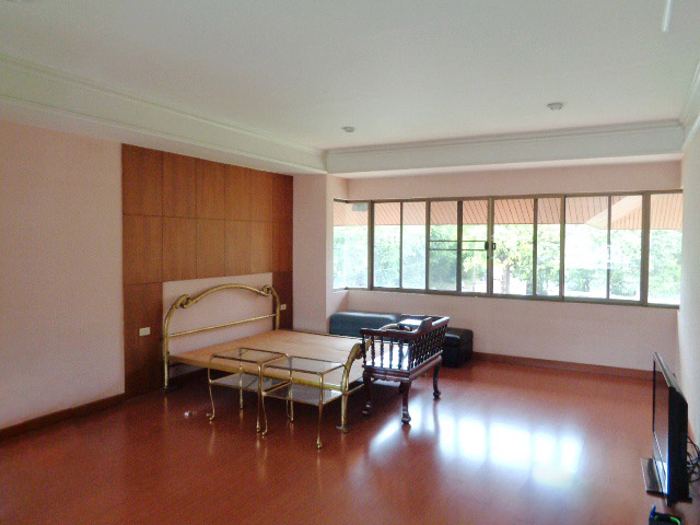 H1199 ขายบ้านเดี่ยวหลังมุม 288 ตร.วา หมู่บ้านศรีเจริญวิลล่า เทพารักษ์ โครงการติดถนนเทพารักษ์ ห่างแยกเทพารักษ์ 1.6 กม. ใกล้รถไฟฟ้า