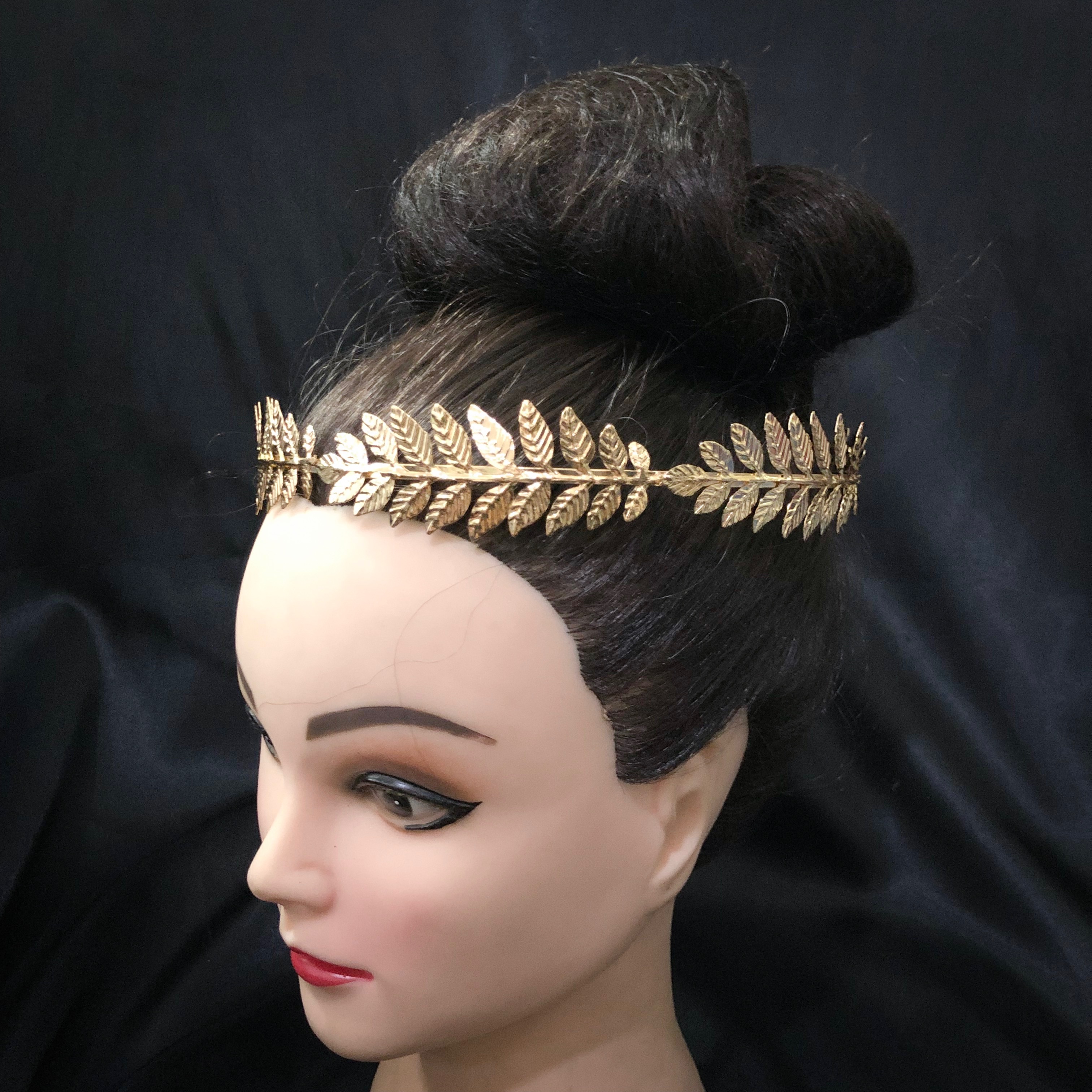 (พร้อมส่งจากไทย) สีทอง มงกุฎใบมะกอก มงกุฎวินเทจ มงกุฎเจ้าหญิงกรีก มงกุฎปัจฉิม วัสดุอลูมิเนียมอย่างดี ทนทาน น้ำหนักเบา ใส่ได้ทั้งชายและหญิง ร้านค้าไทย คุยง่าย จัดส่งเร็ว