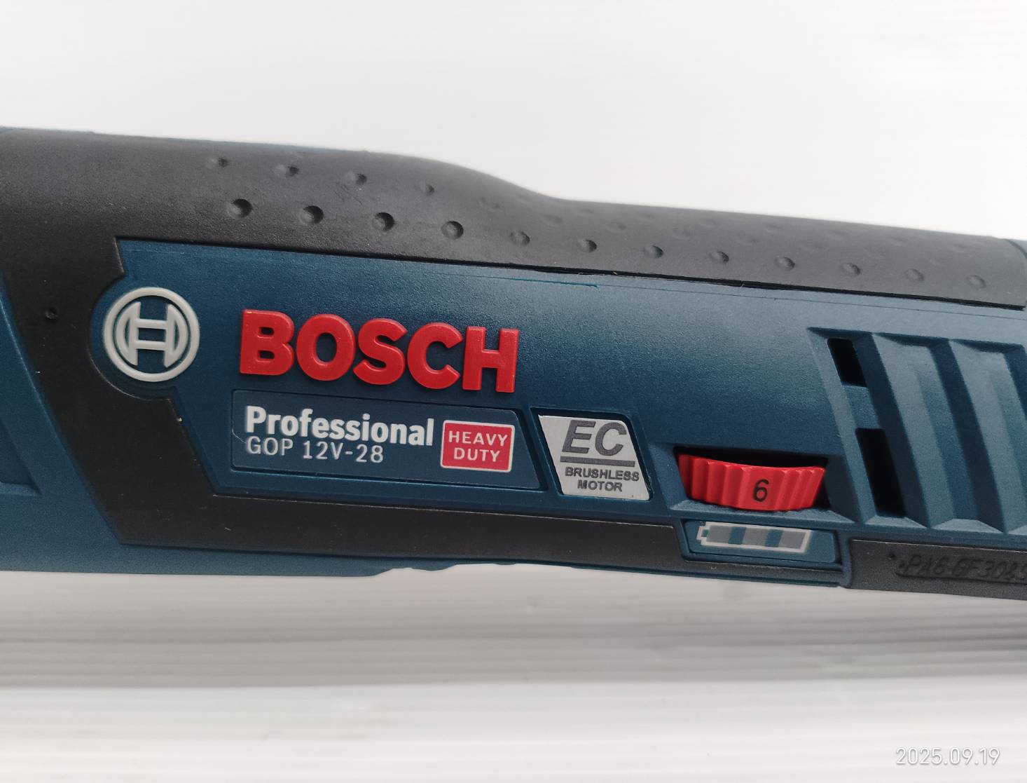 มัลติทูลไร้สาย GOP12V-28 BOSCH SOLO