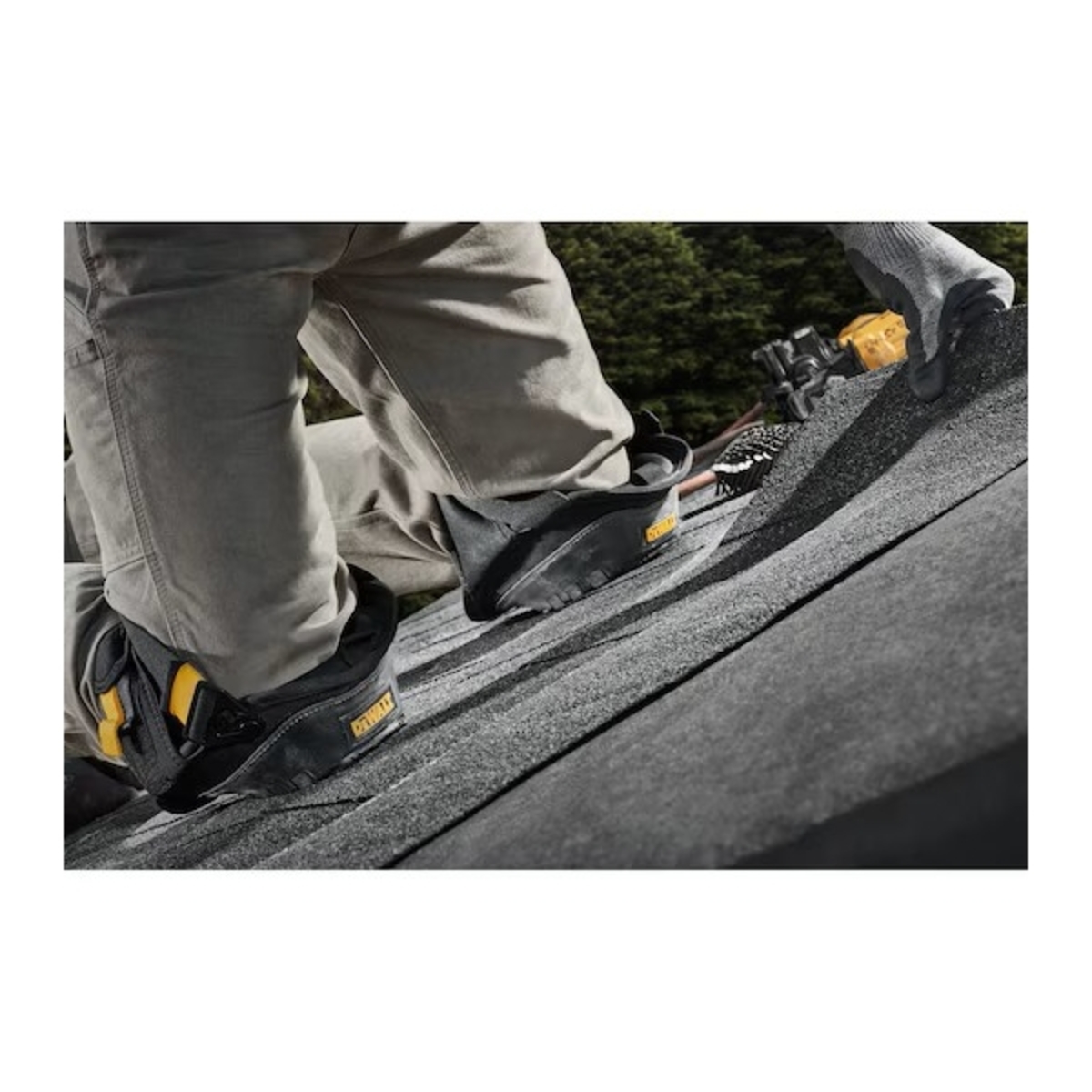 DEWALT สนับเข่า 1 คู่ แบบยาง รุ่น DWST590012