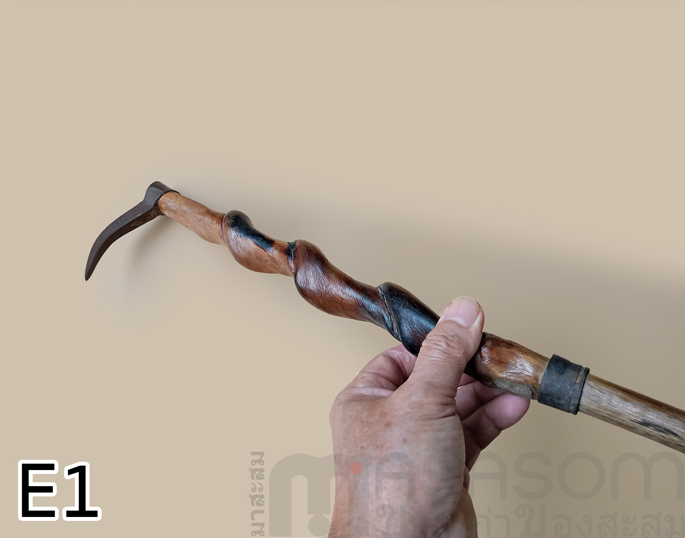 ขอสับช้างด้ามไม้เถาวัลย์รัดเกลียว