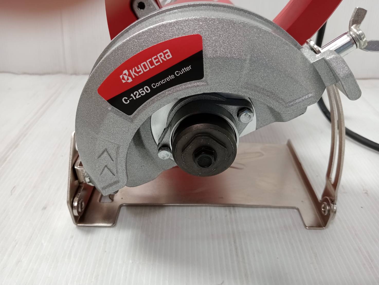 เครื่องตัดกระเบื้อง 4 นิ้ว รุ่น C1250 (1400วัตต์) KYOCERA