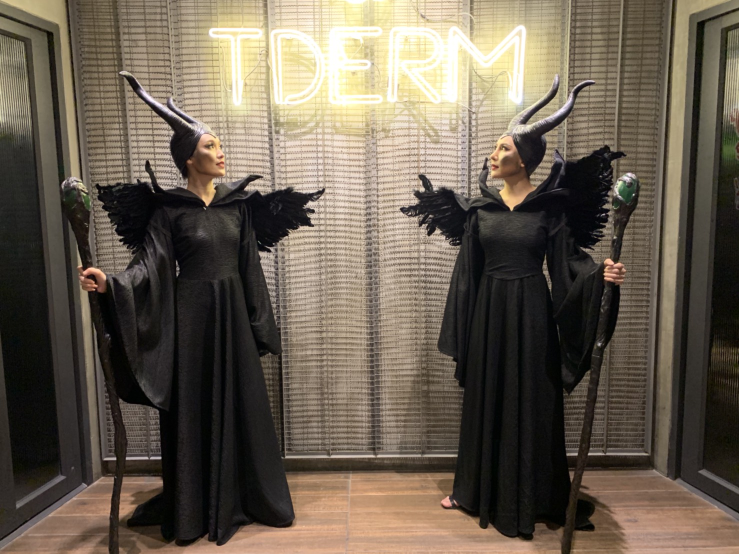 ชุดแม่มดมาเลฟีเซ้นต์