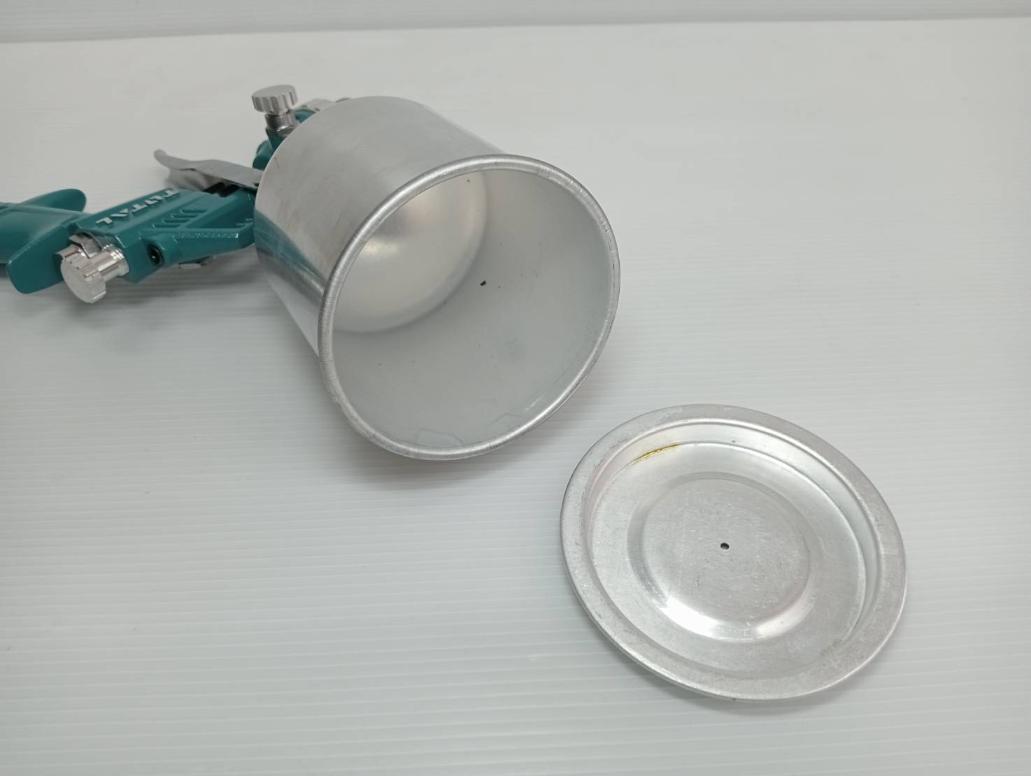 กาพ่นสีแบบหงาย 400CC TAT10401 TOTAL