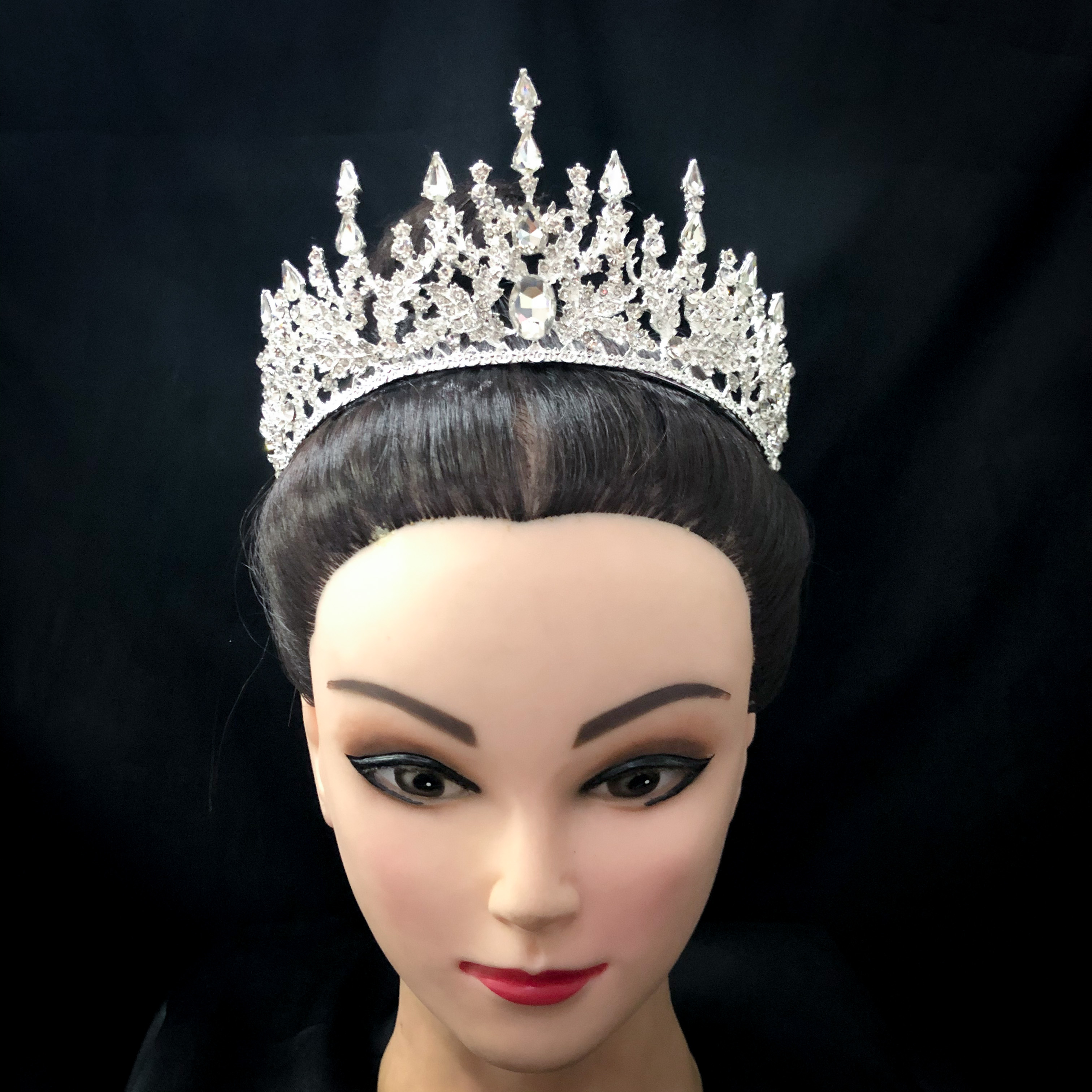 (พร้อมส่ง) เทียร่า 260 สีเงิน