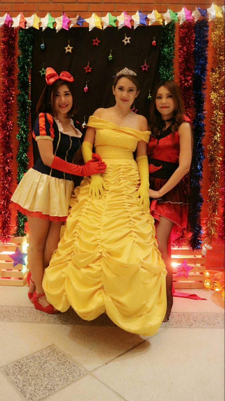 ชุดเจ้าหญิงเบล @ Beauty & the Beast