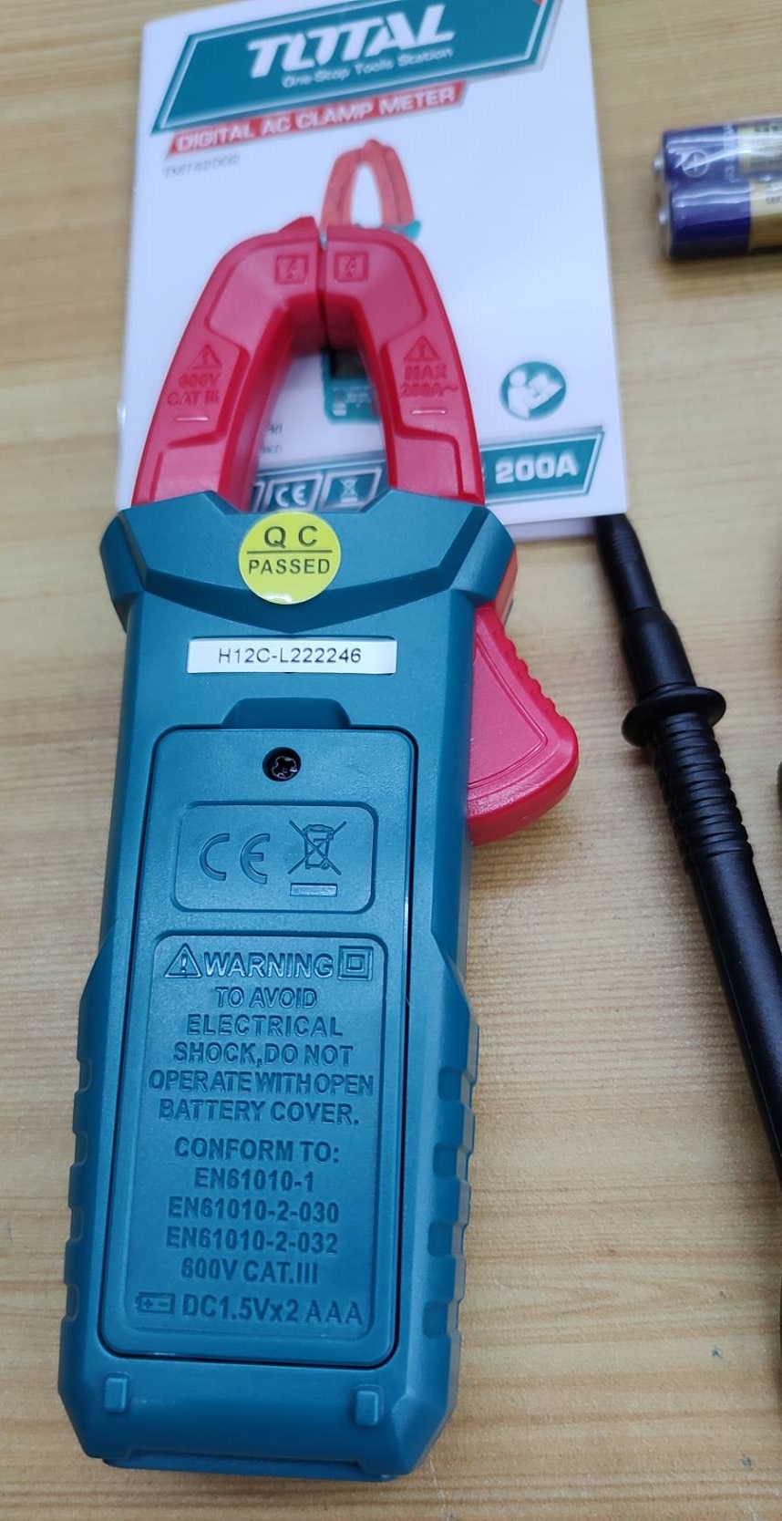 แคลมป์มิเตอร์ดิจิตอล รุ่น TMT42002 TOTAL