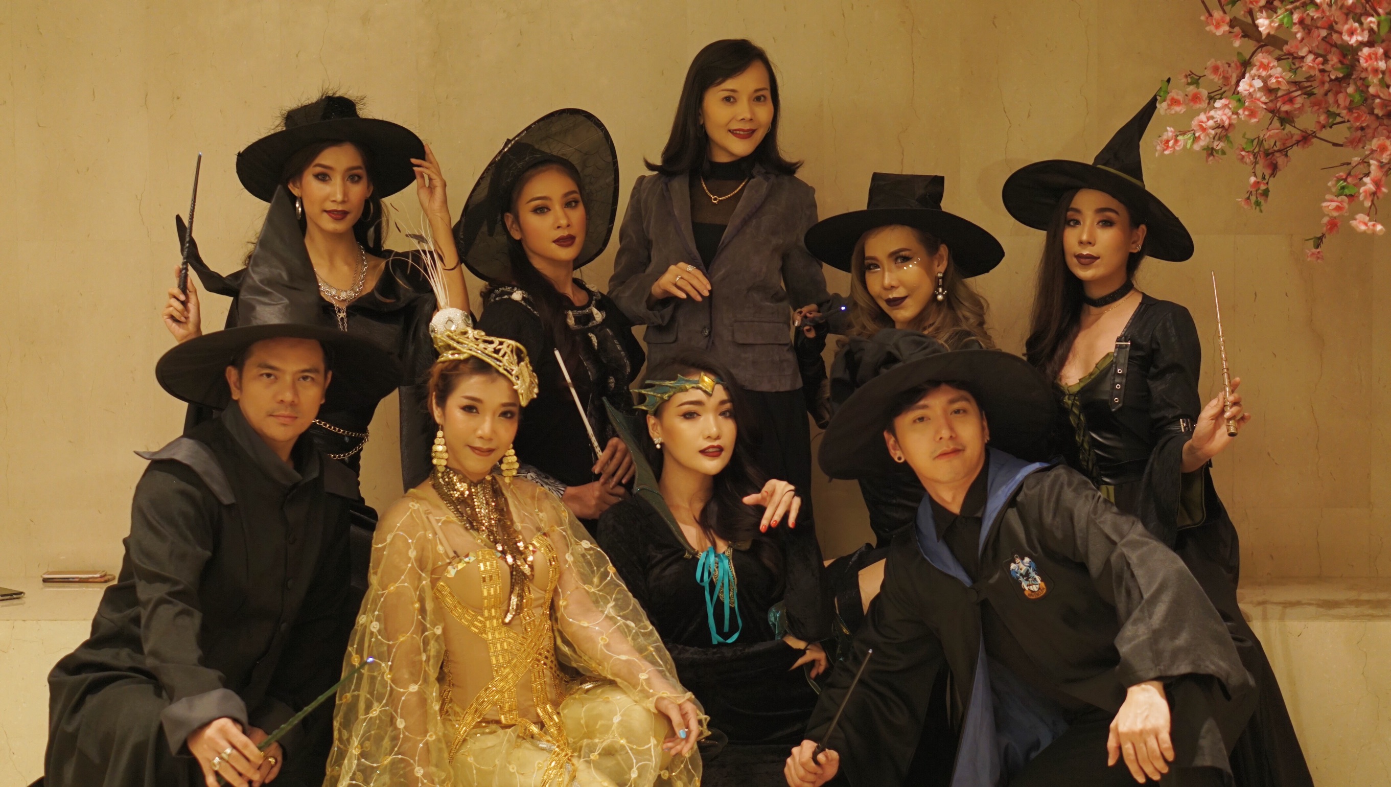 ชุดราชินีแม่มดราเวนน่า