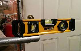 ระดับน้ำ9" DWHT43003 DEWALT