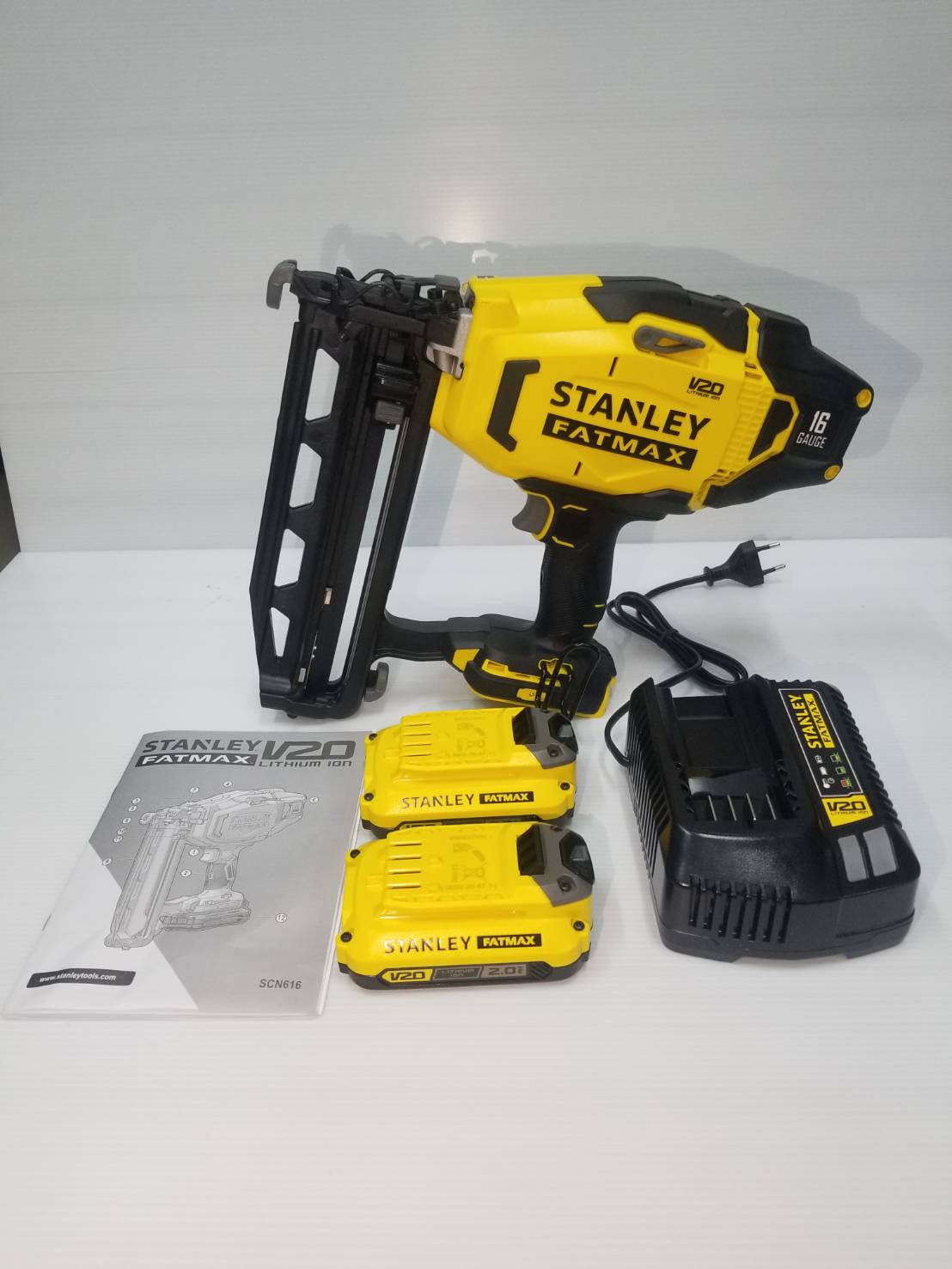 เครื่องยิงตะปู20V SCN616D2K STANLEY