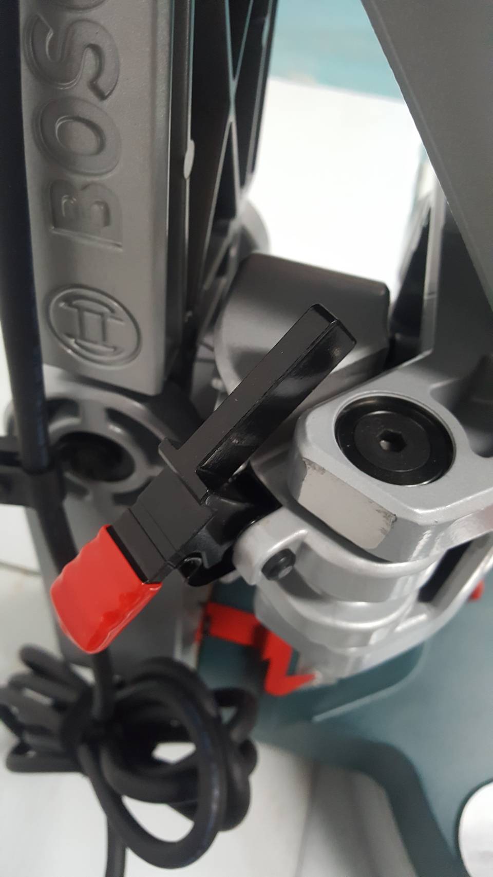 แท่นตัดองศา12" GCM12GDL BOSCH