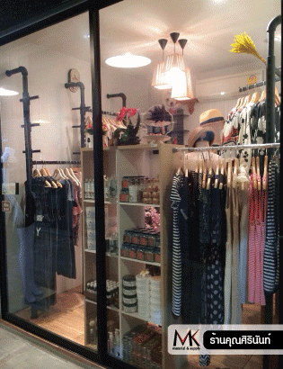 อุปกรณ์ตกแต่งร้านขายเสื้อผ้า อะคริลิค ราคาถูก