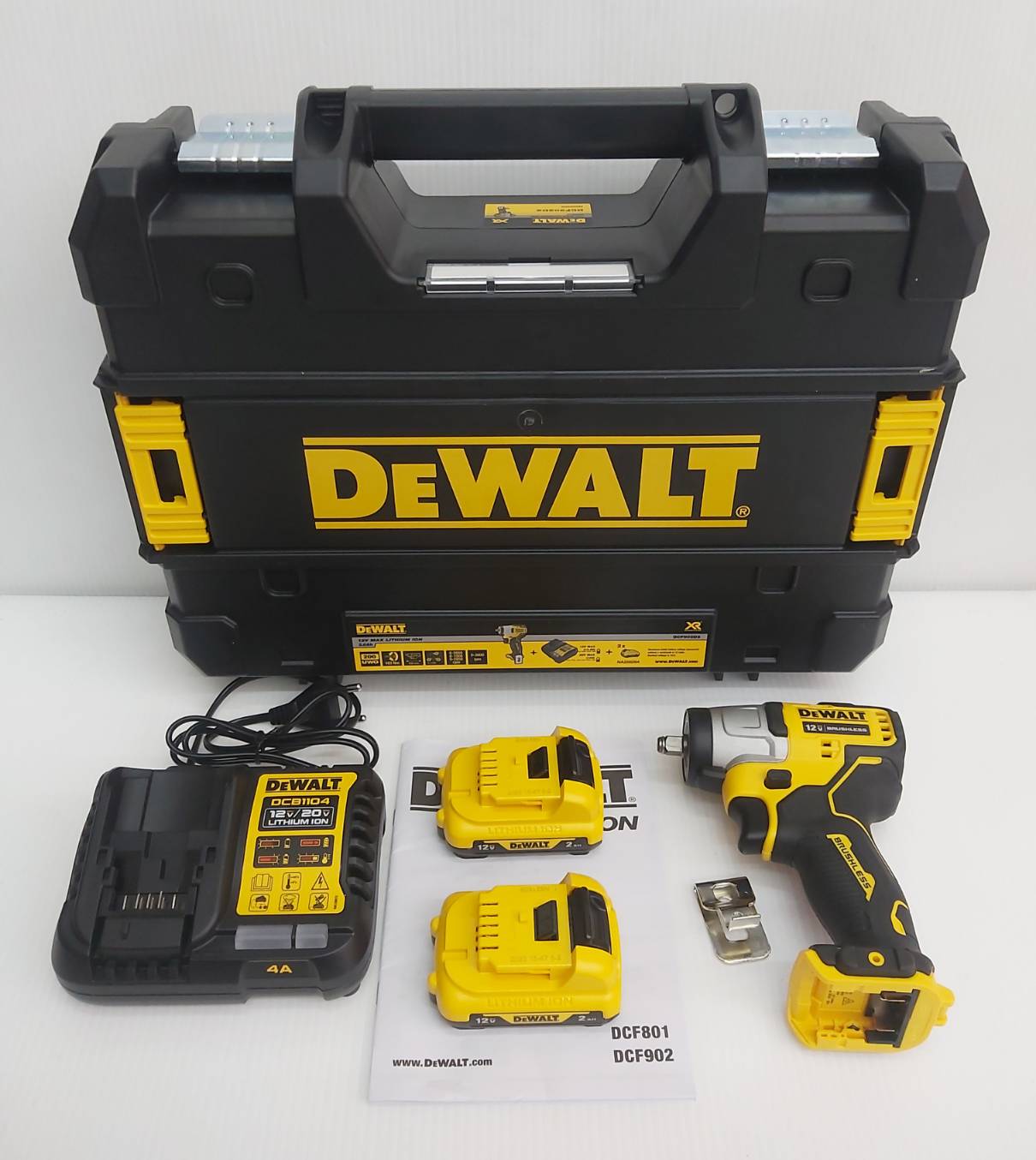 บล็อกกระแทก3/8 12V DCF902D2 DEWALT