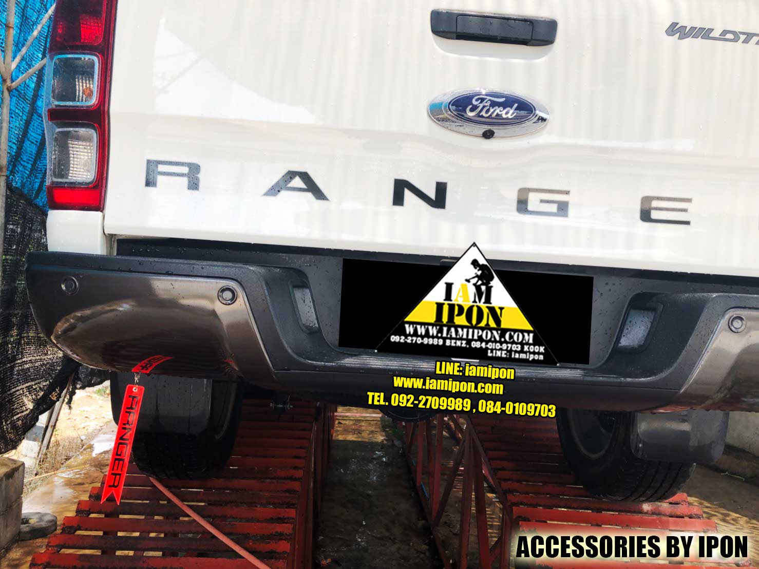 TAG REFLECT แท็กสะท้อนแสงห้อยท้ายรถ