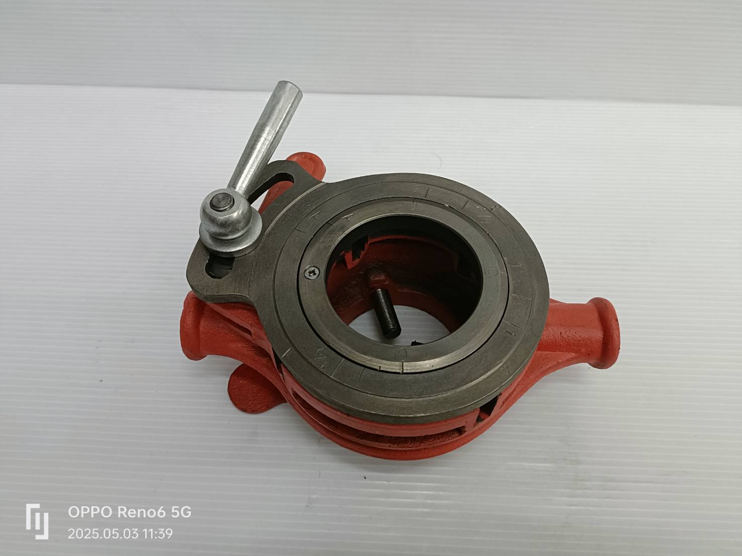 ชุดต๊าปเกลียวท่อปะปา รุ่น 114 OKURA