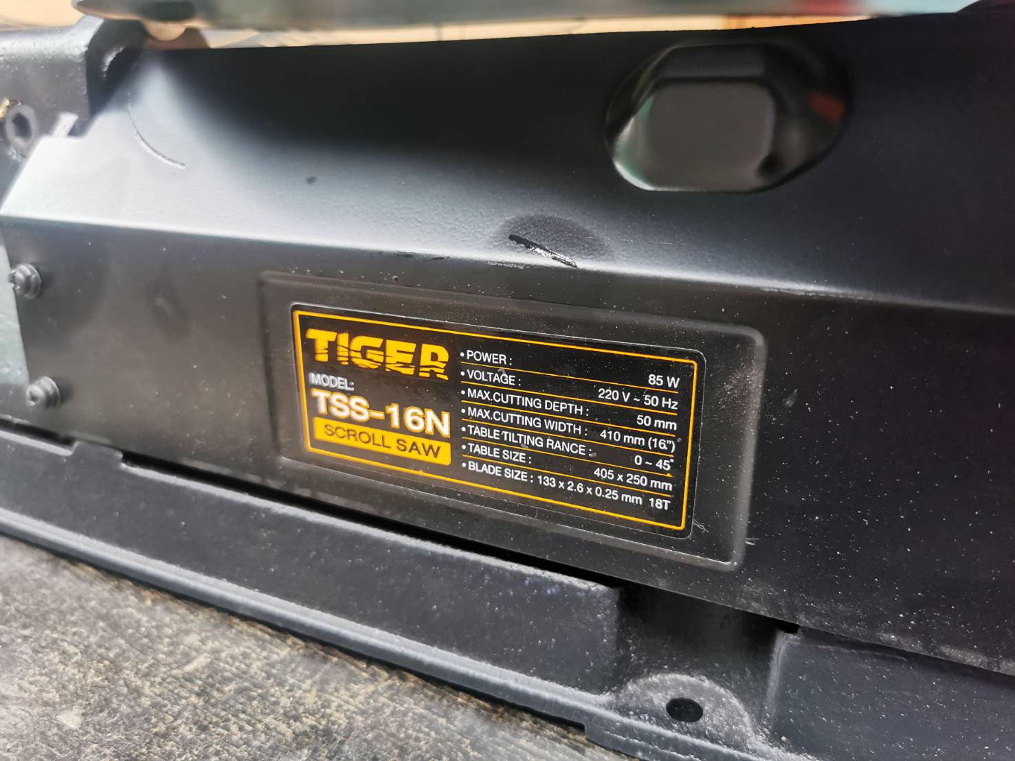 เลื่อยฉลุแท่น TSS-16N