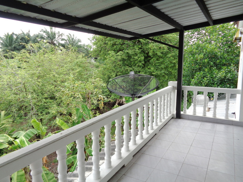 🚩H1280 ขายทาวน์เฮ้าส์ รีโนเวท หมู่บ้านเคซี รามอินทรา1 25.6 ตารางวา ซอยหทัยราษฎร์39 บ้านหลังใหญ่ พื้นที่เยอะ ใกล้สวนสัตว์เปิดซาฟารีเวิลด์ ใกล้วัดแป้นทอง 👉 2.4 ล้าน ฟรีค่าธรรมเนียมโอน