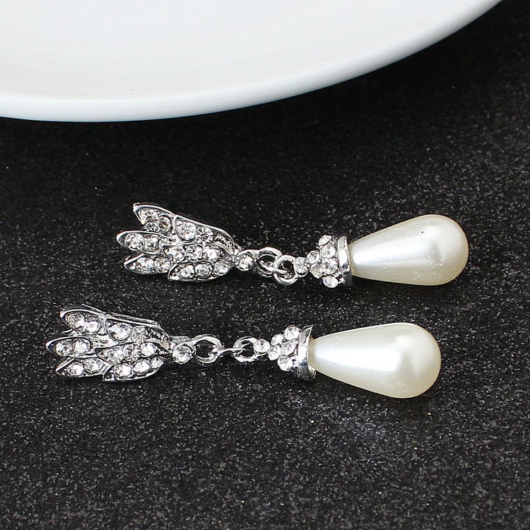 (พร้อมส่ง) สร้อยคอไข่มุก+ต่างหู 091 (ต่างหูแบบเข็ม) สวยหรู ส่งด่วนจาก จ.อุบลราชธานี
