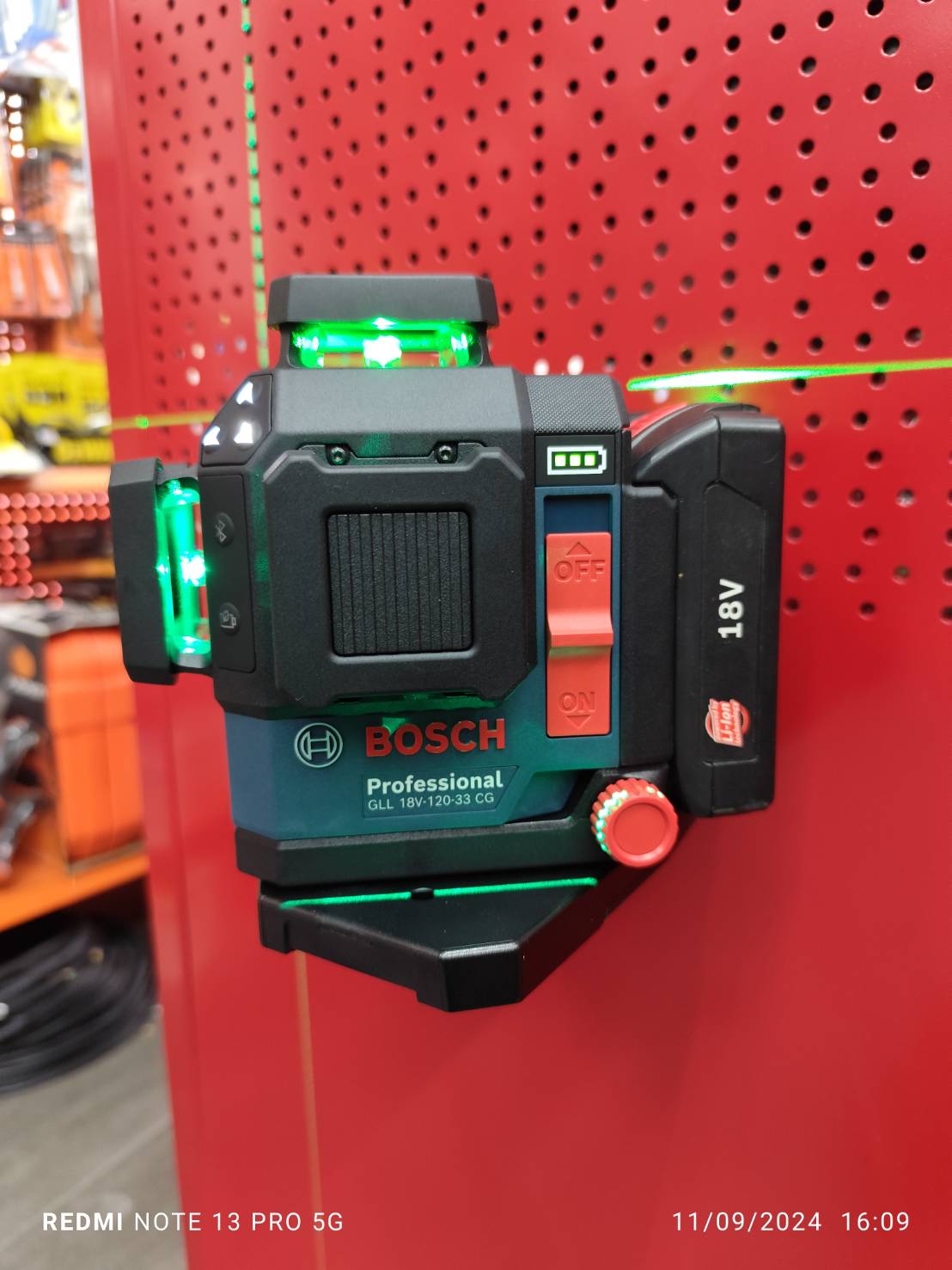 เลเซอร์ระดับ12เส้น แสงเขียว GLL18V-120-33CG BOSCH