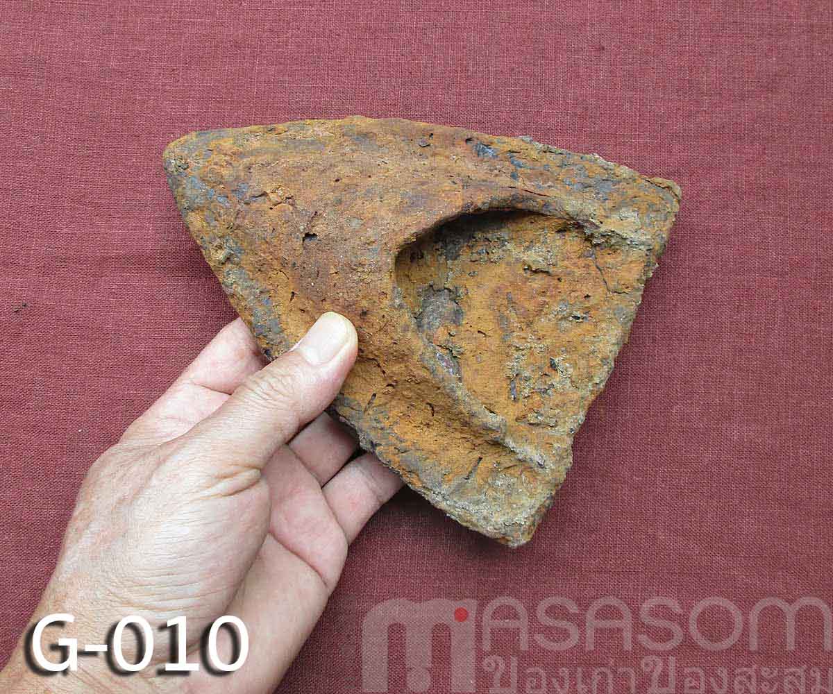 ผาลไถโบราณอายุนับร้อยปี