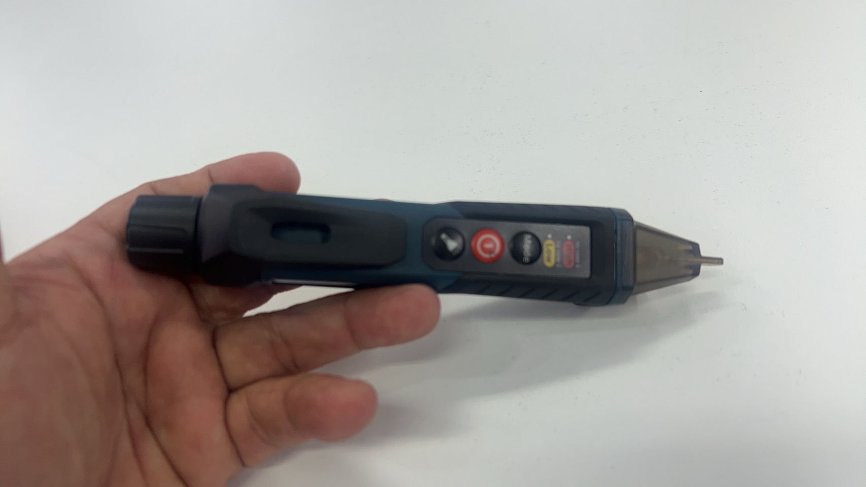 ปากกาวัดไฟ แบบไม่สัมผัส GVD1000-17 BOSCH