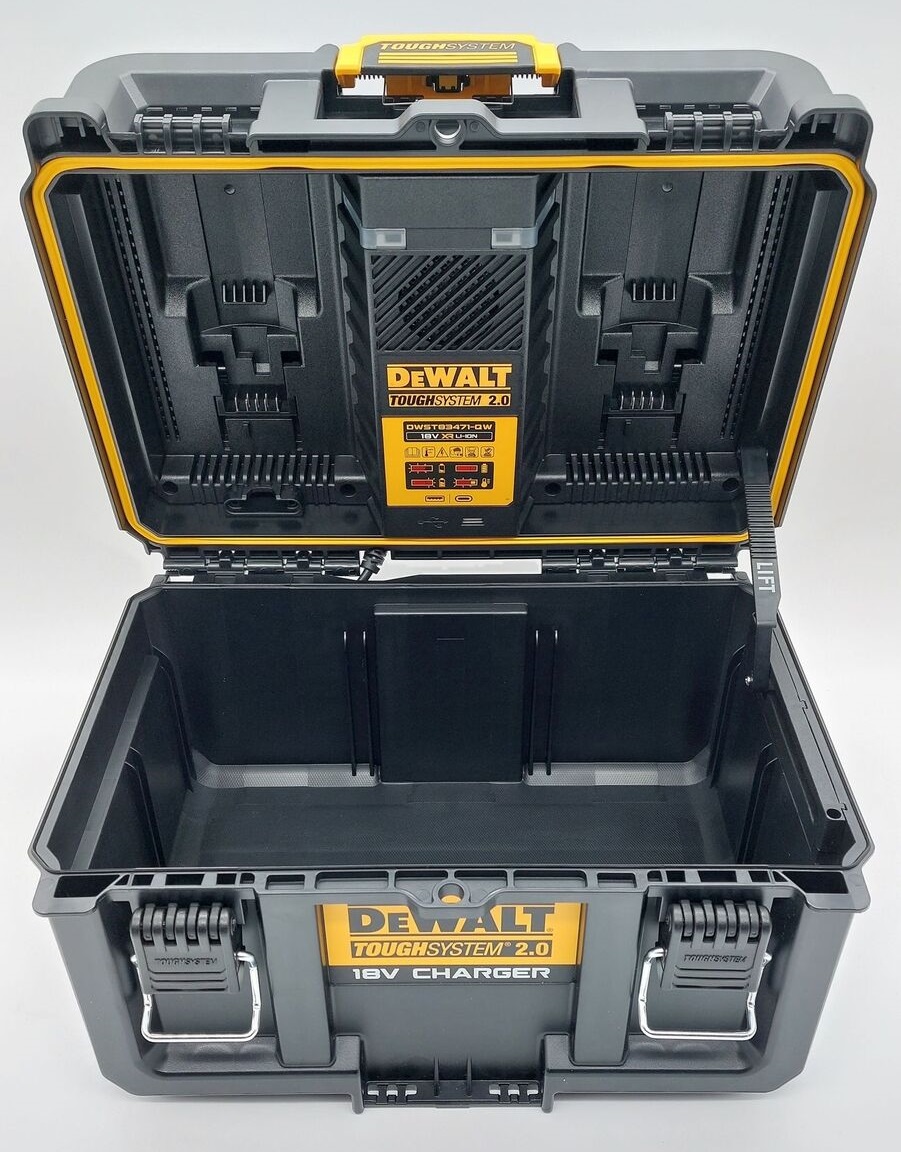 DEWALT รุ่น DWST83471-QW ชุดกล่องเก็บและชาร์ตแบตเตอรี่ TOUGHSYSTEM 2.0