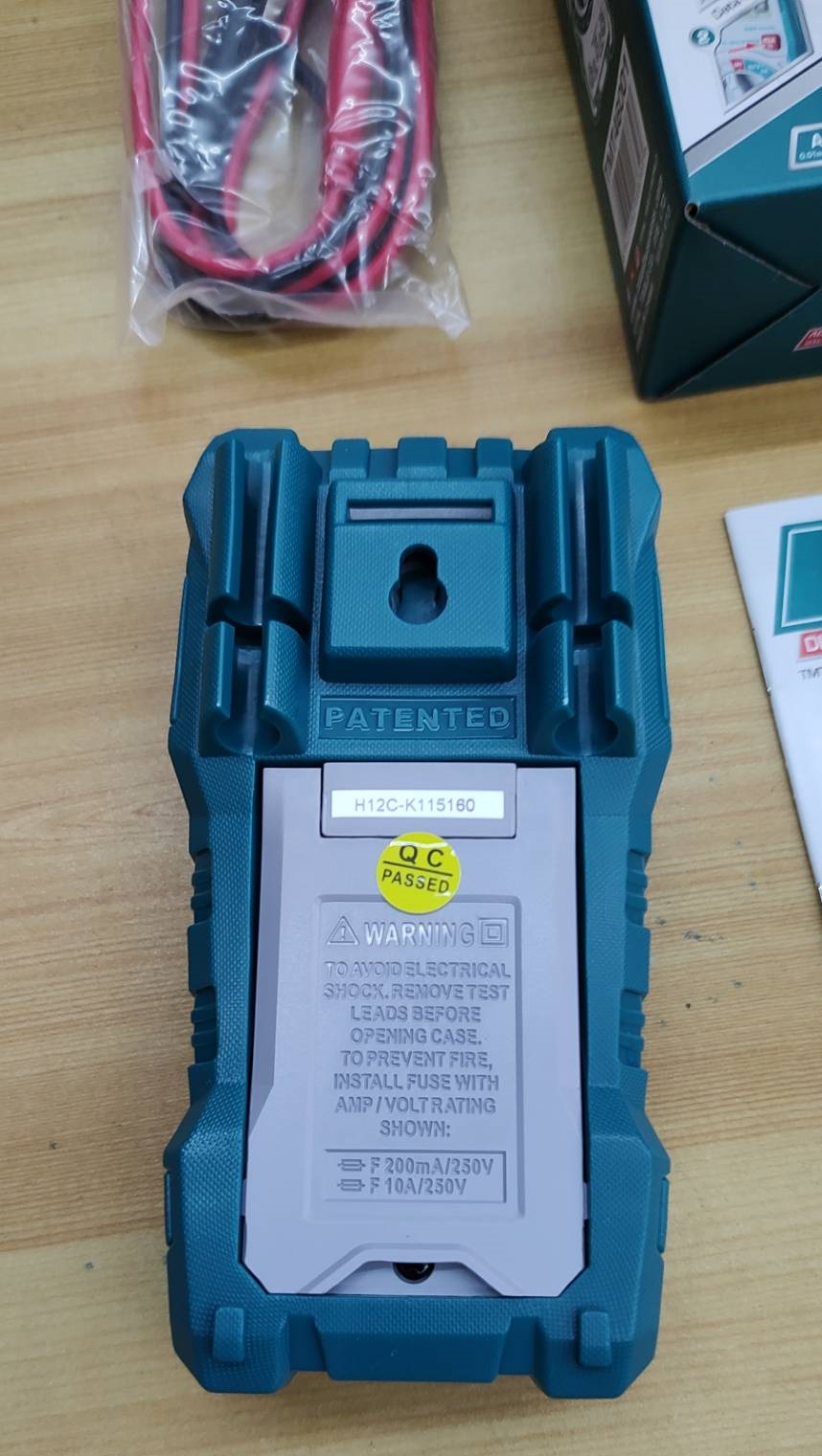 มัลติมิเตอร์ TMT46001 TOTAL