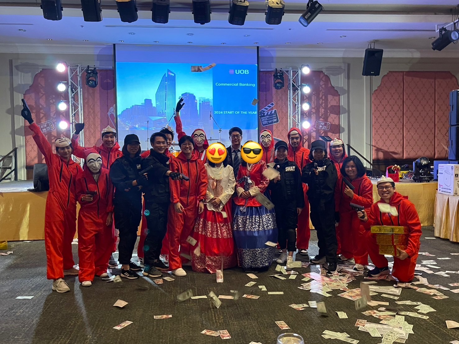 ชุดทรชนคนปล้นโลก / money heist / money heist korea