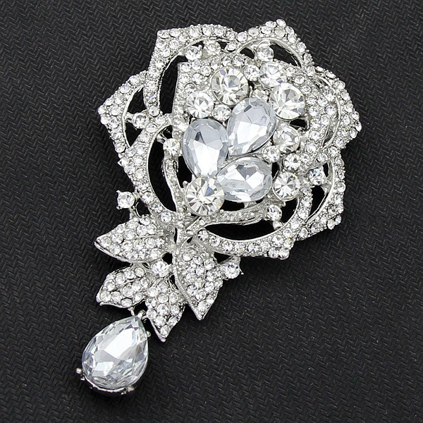 (พร้อมส่ง) เข็มกลัด 039