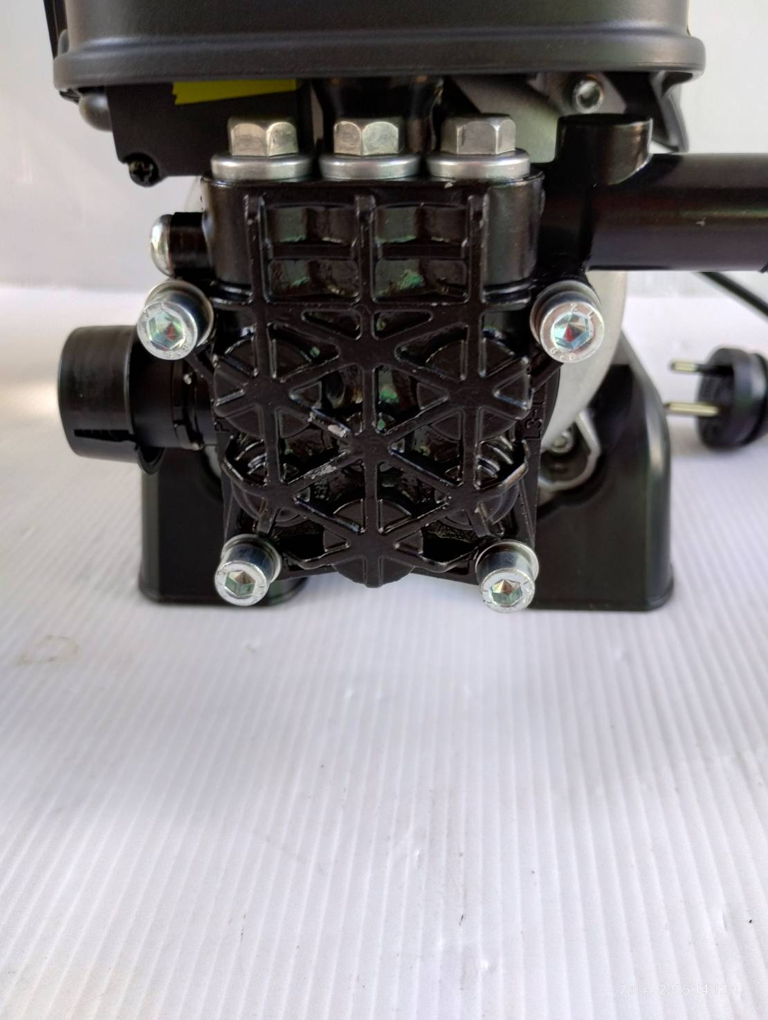 เครื่องฉีดน้ำแรงดันสูง รุ่น X1 VALU