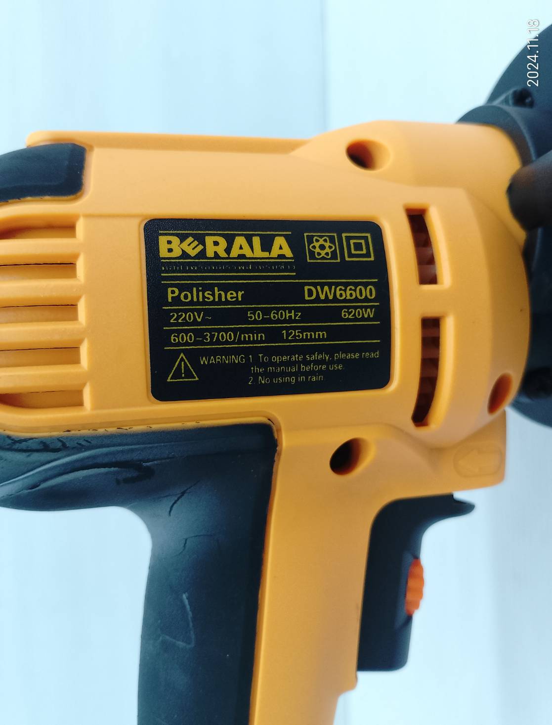 BERALA เครื่องขัดสี ขัดเงา 5 นิ้ว รุ่น DW6600