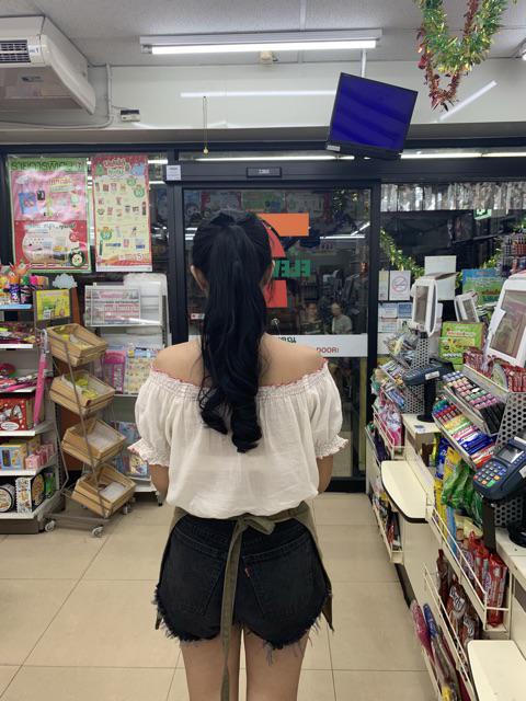 วิกผมหางม้าดัดลอนแบบผูกริบบิ้น