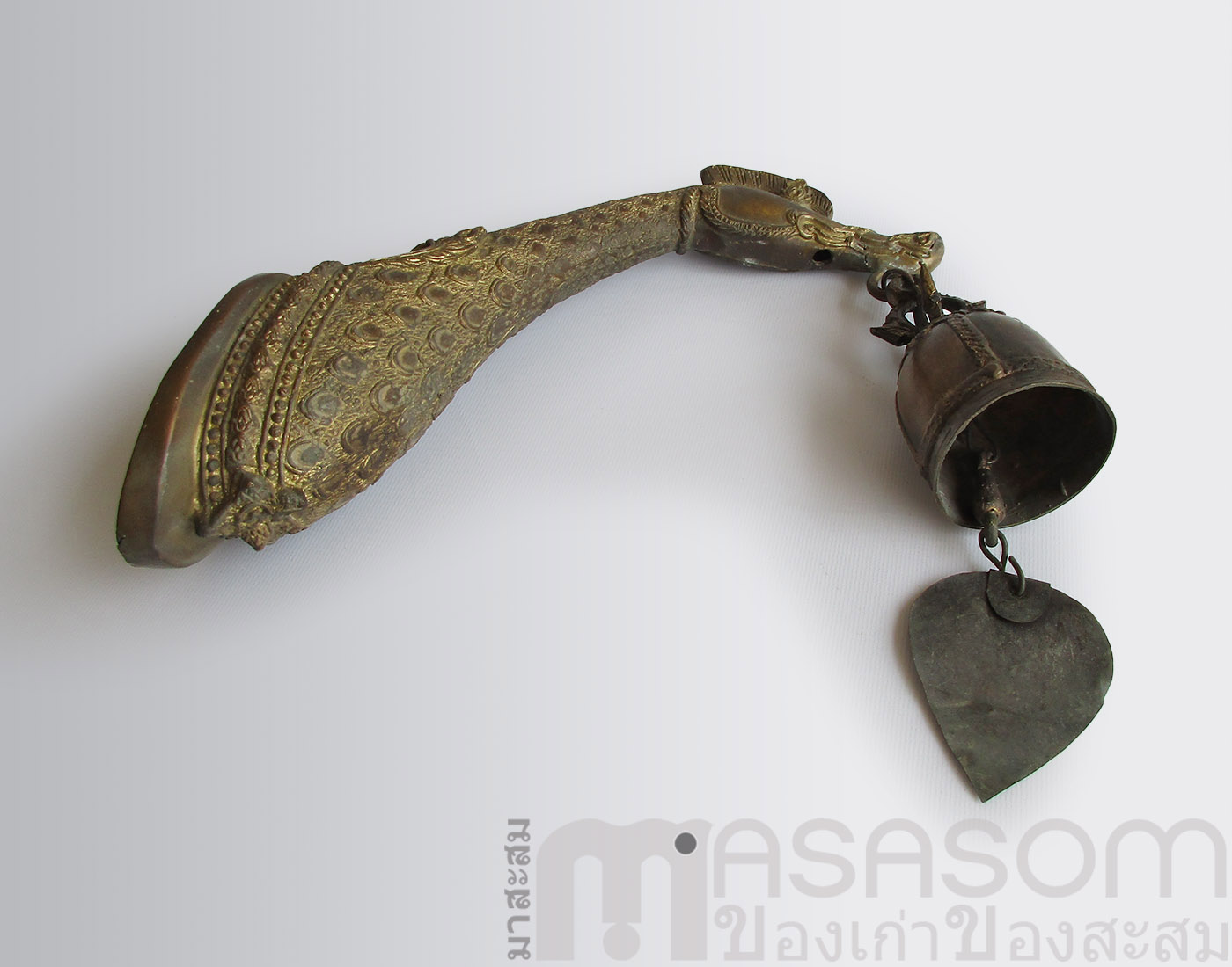 หงส์พร้อมกระดิ่งแขวนผนัง