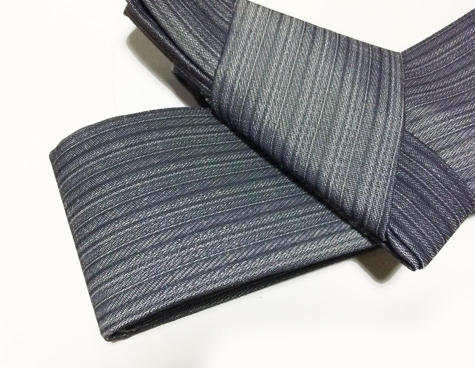 โอบิ สำเหร็จผู้ชาย สีเทาเงินลาย *อันสุดท้าย มีรอยต่อผ้า1จุด