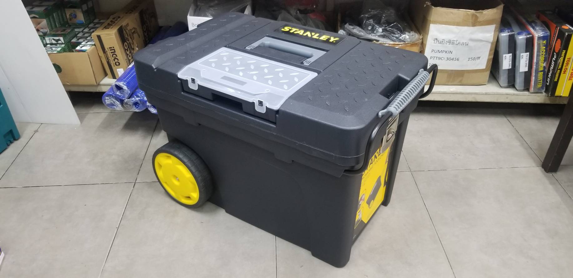 กล่องเครื่องมือขนาดใหญ่ รุ่น Plastic Tool Box เเบบมีล้อลาก STANLEY รุ่น 1-97-503