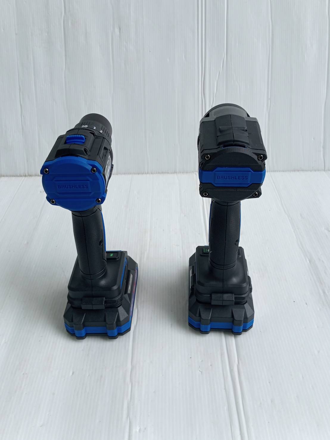 TEXUS BULL รุ่น TX-8240 ชุดสว่านกระแทกและไขควงกระแทกไร้สาย 20V. พร้อมแบตเตอรี่ x2.0Ah 2ก้อน