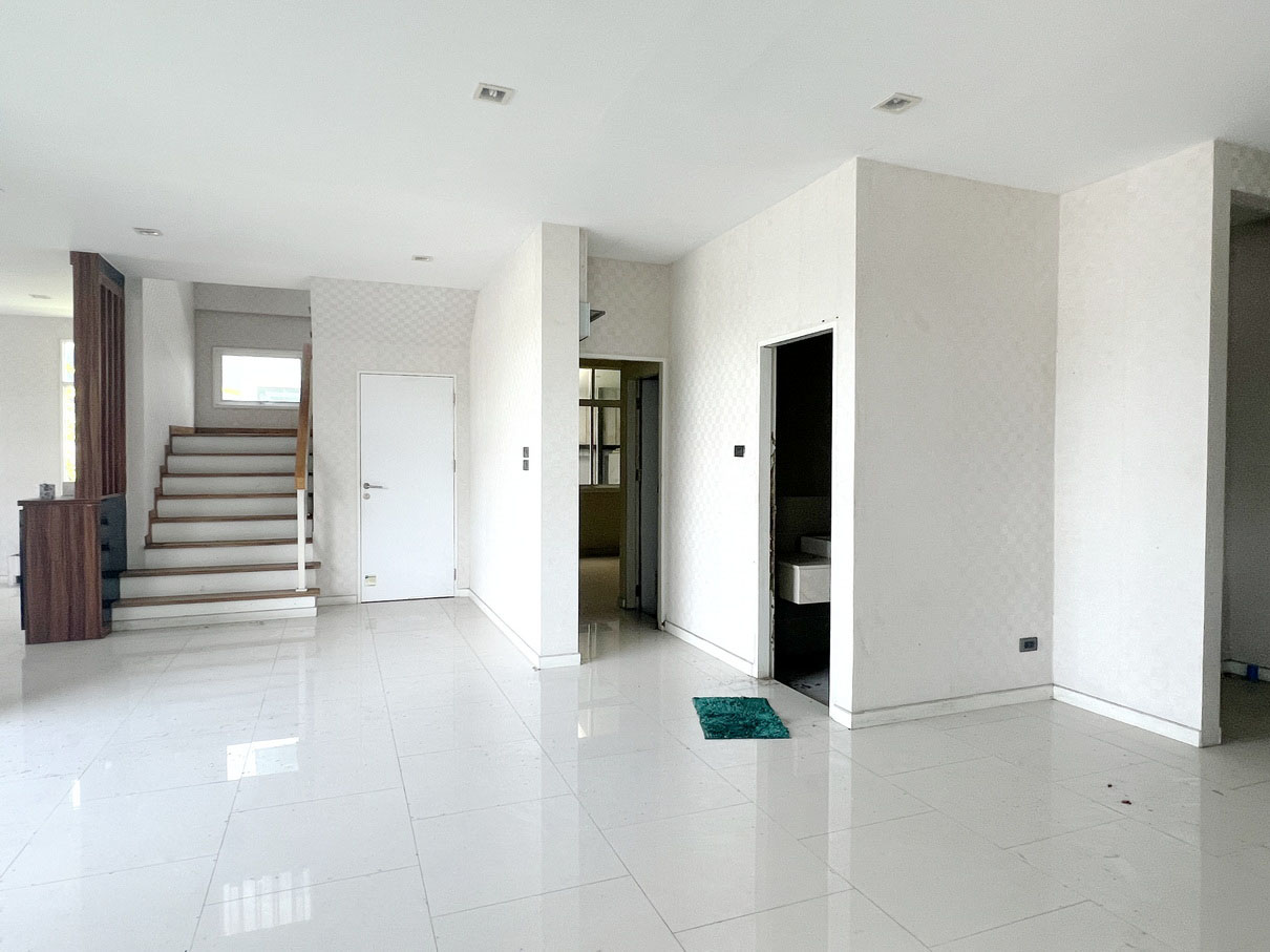 ðĐH1277 āļāļēāļĒāļāļđāļ āļāđāļēāļāđāļāļĩāđāļĒāļ§ 100 āļāļēāļĢāļēāļāļ§āļē āļāļĢāđāļāļĄāļŠāļĢāļ°āļ§āđāļēāļĒāļāđāļģ āļŦāļĄāļđāđāļāđāļēāļ The Ozone (āļāļąāļāļāļēāļāļīāļāļāļĢāļē P4) āļāļāļāļāļąāļāļāļēāļāļīāļāļāļĢāļē āļĢāļēāļāļē 8.5 āļĨāđāļēāļāļāļēāļ