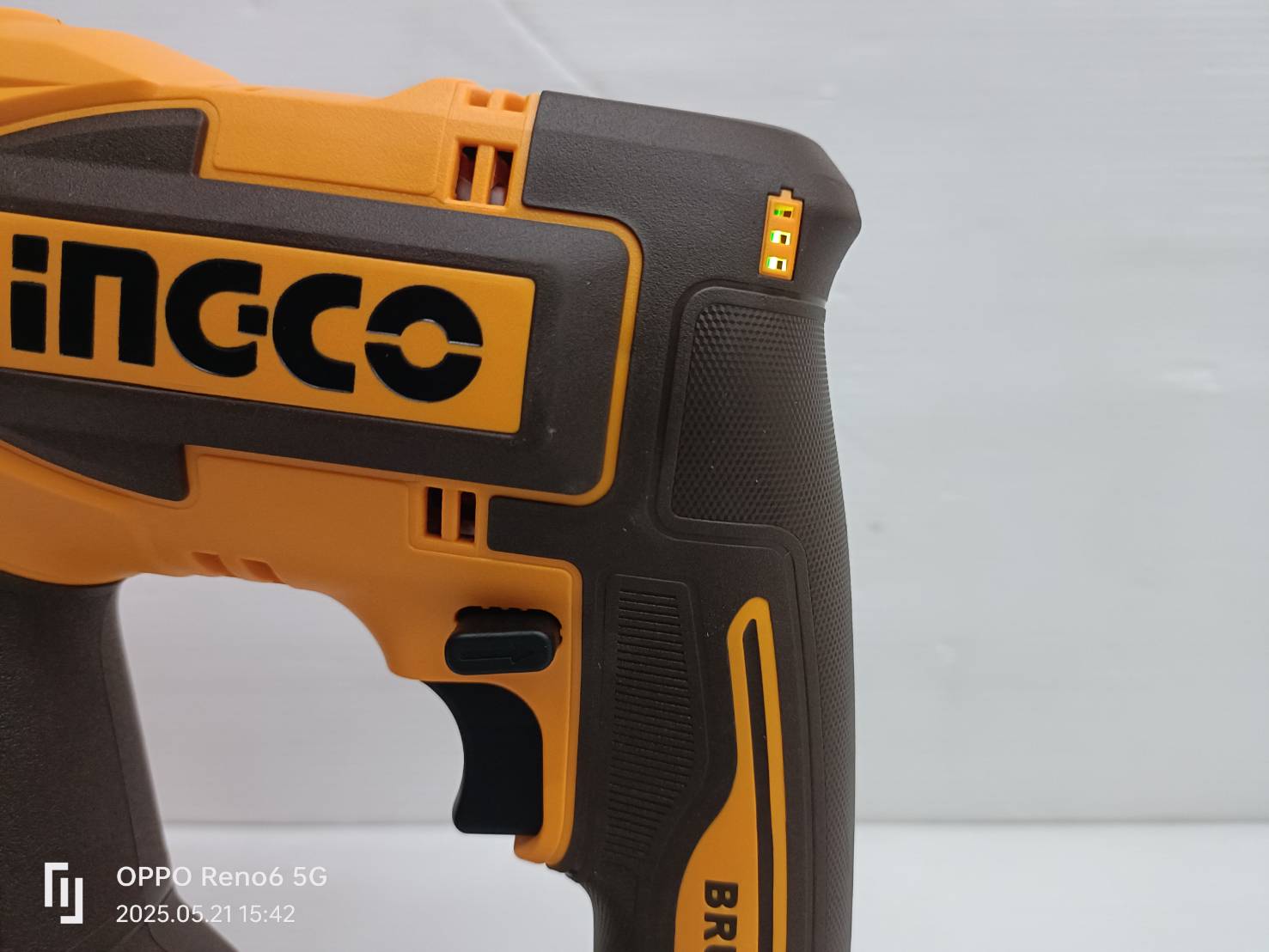 คอมโบ้สว่านไขควง+สว่านโรตารี่ COSLI241295 INGCO