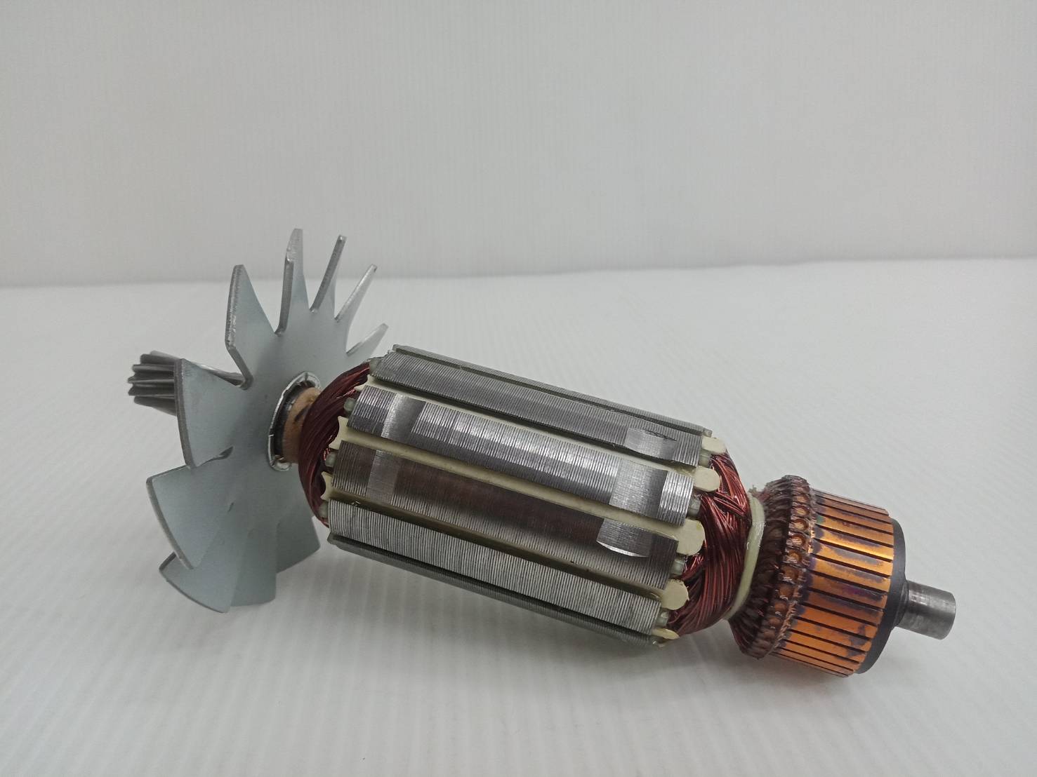 ทุ่น 2414 DONGCHENG