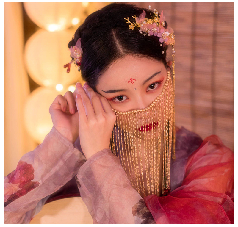 ม่านคริสตัลบังหน้าเจ้าสาวสไตล์จีน สวยงาม น้ำหนักเบา ส่งจาก จ.อุบลราชธานี