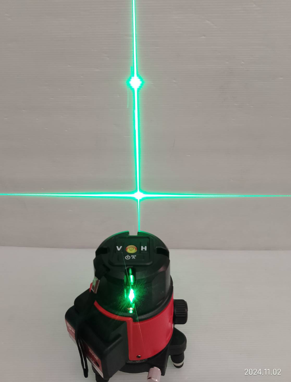 POLO เลเซอร์แสงเขียว 5 เส้น G1 พร้อมขาตั้ง