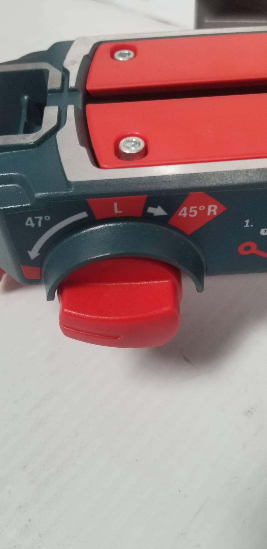 แท่นตัดองศา12" GCM18V-305GDC BOSCH SOLO