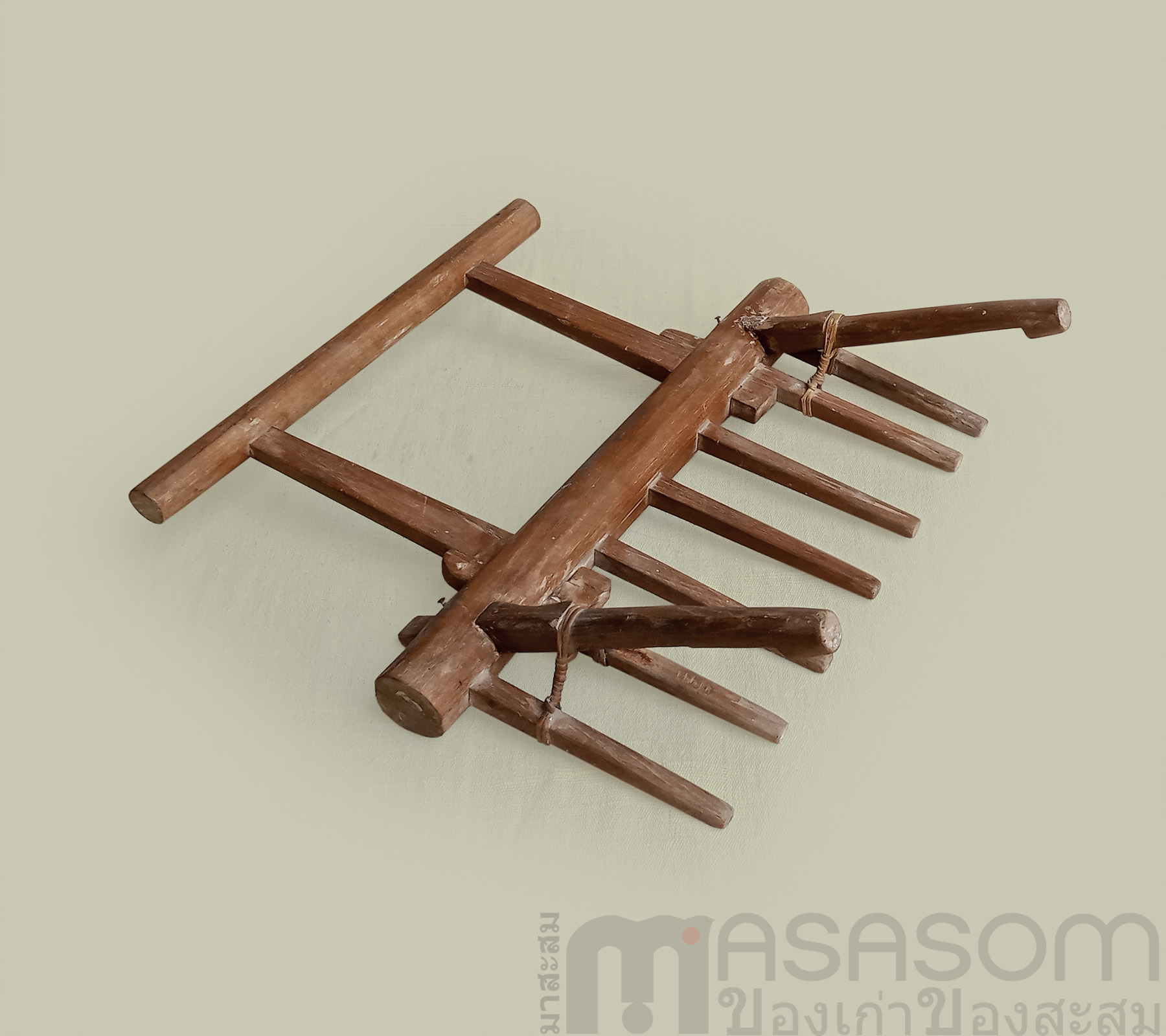 คราดนาโมเดลใหญ่