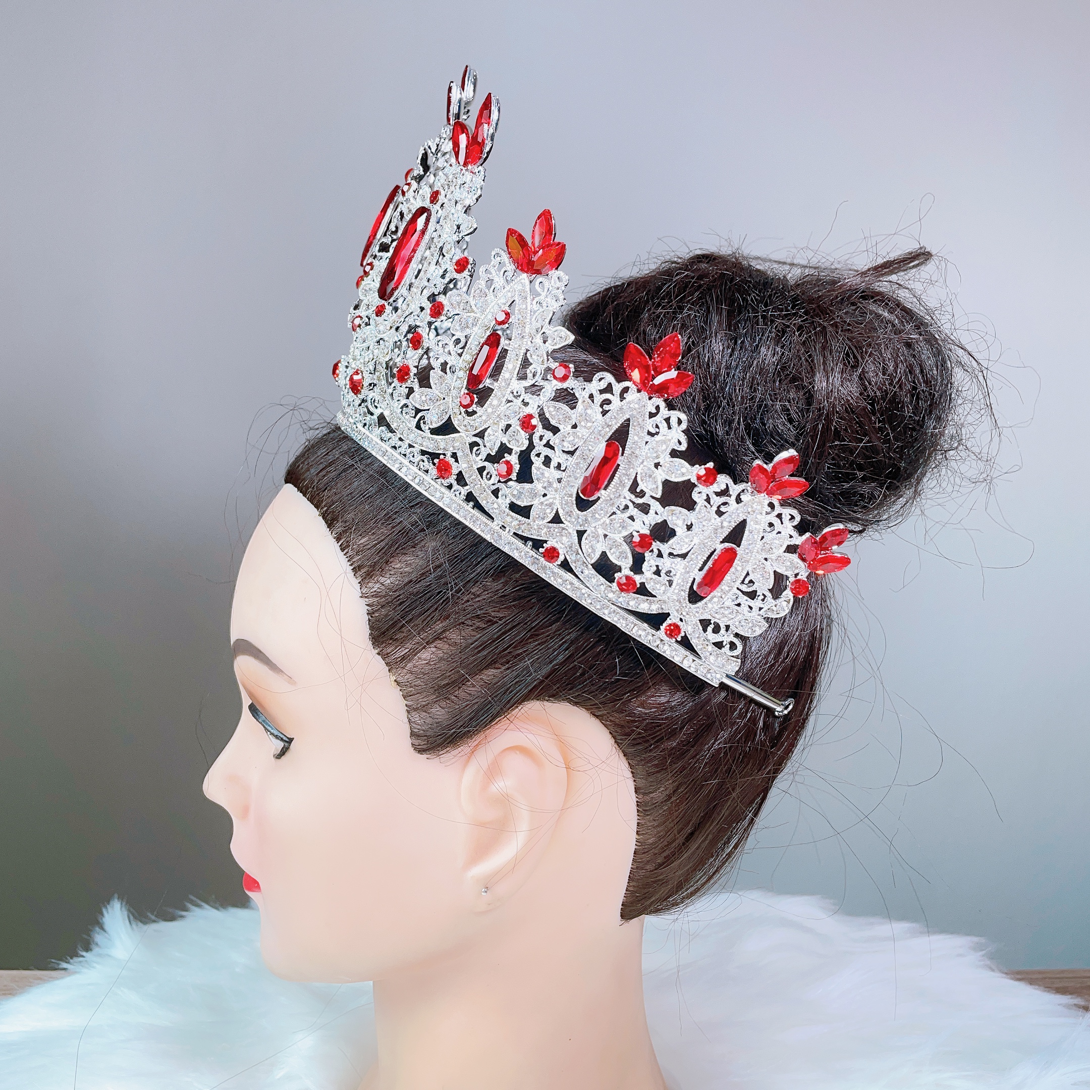 (พร้อมส่ง) เทียร่า 394 สีแดง มงกุฎนางงาม มงกุฎเจ้าสาว มงกุฎเพชร งานพรีเมี่ยม สินค้าพร้อมส่งจากไทย