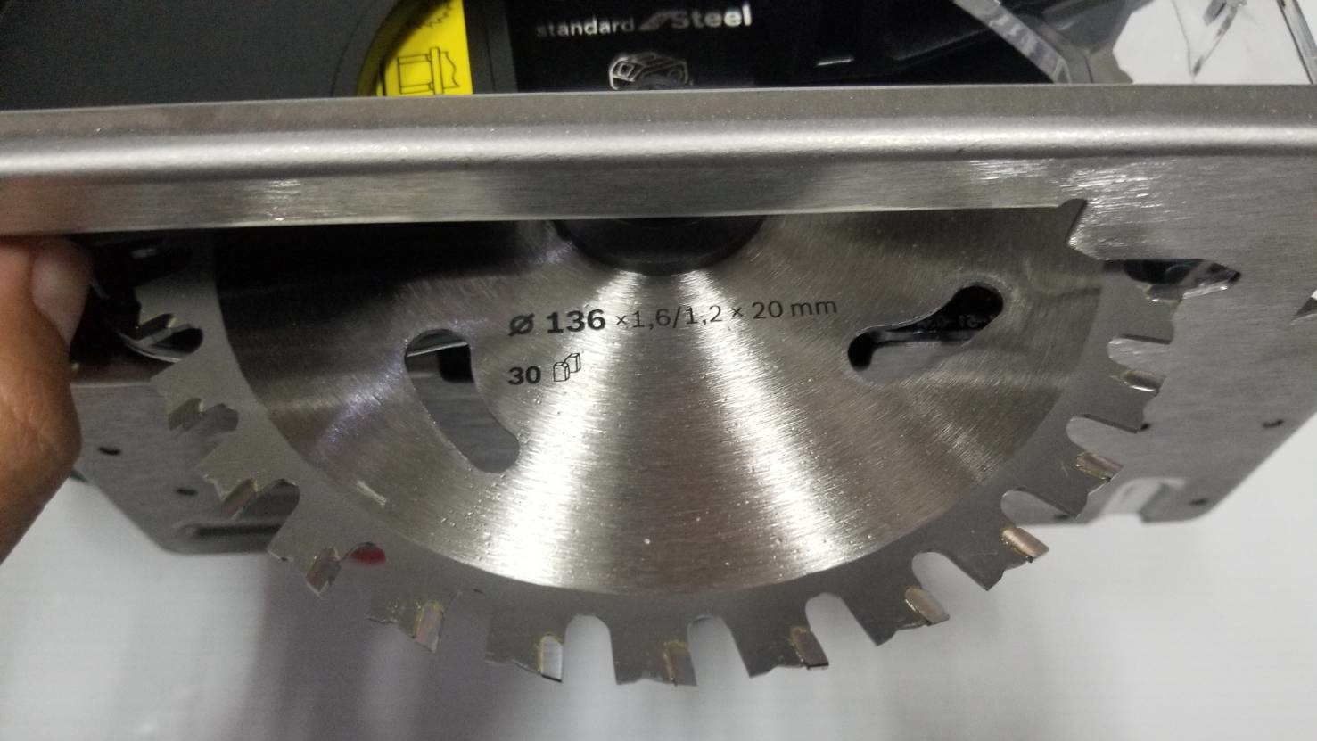 เลื่อยวงเดือนตัดเหล็ก18V GKM18V-50 BOSCH SOLO