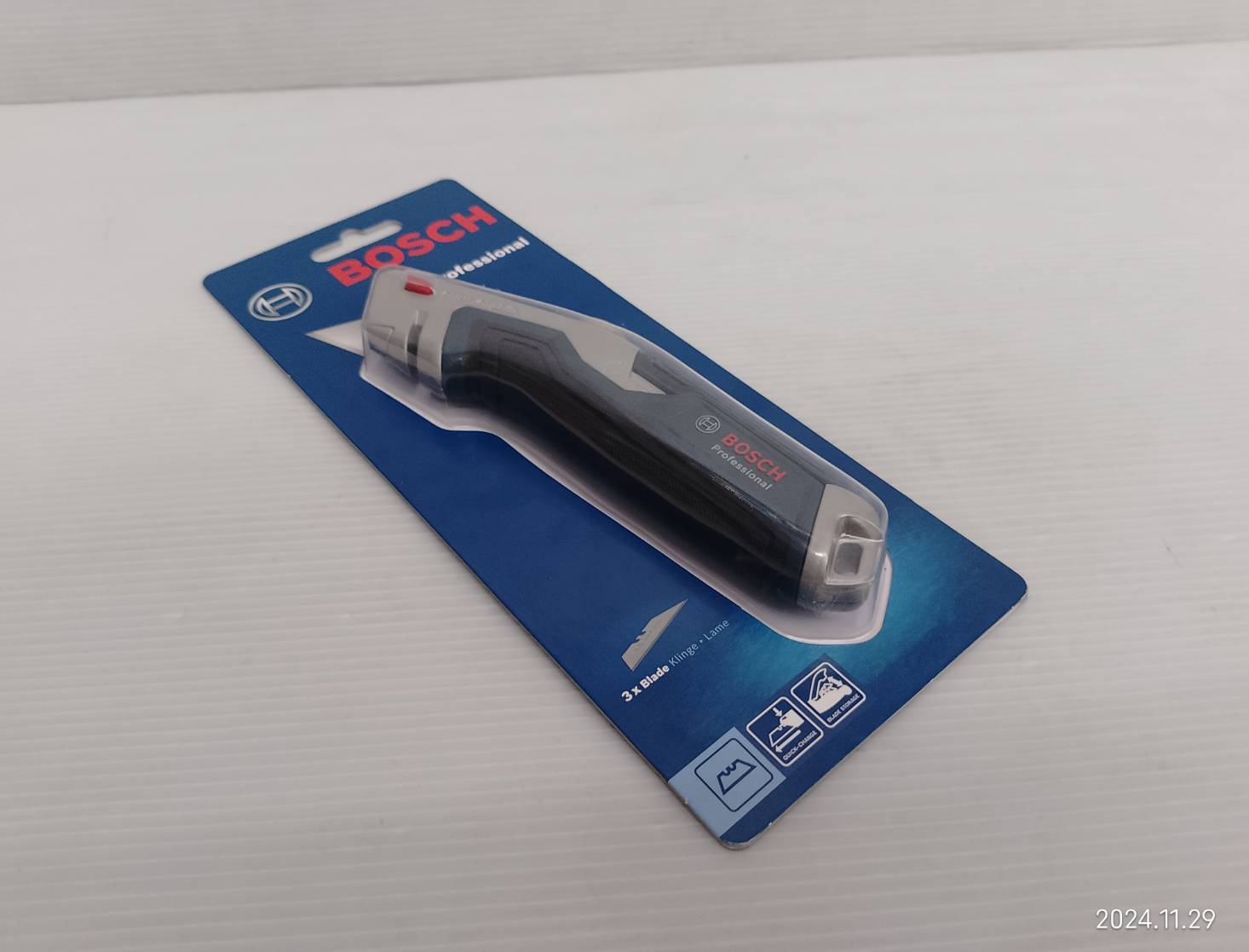 มีดตัดพรมอเนกประสงค์ Professional BOSCH 1600A01V3H