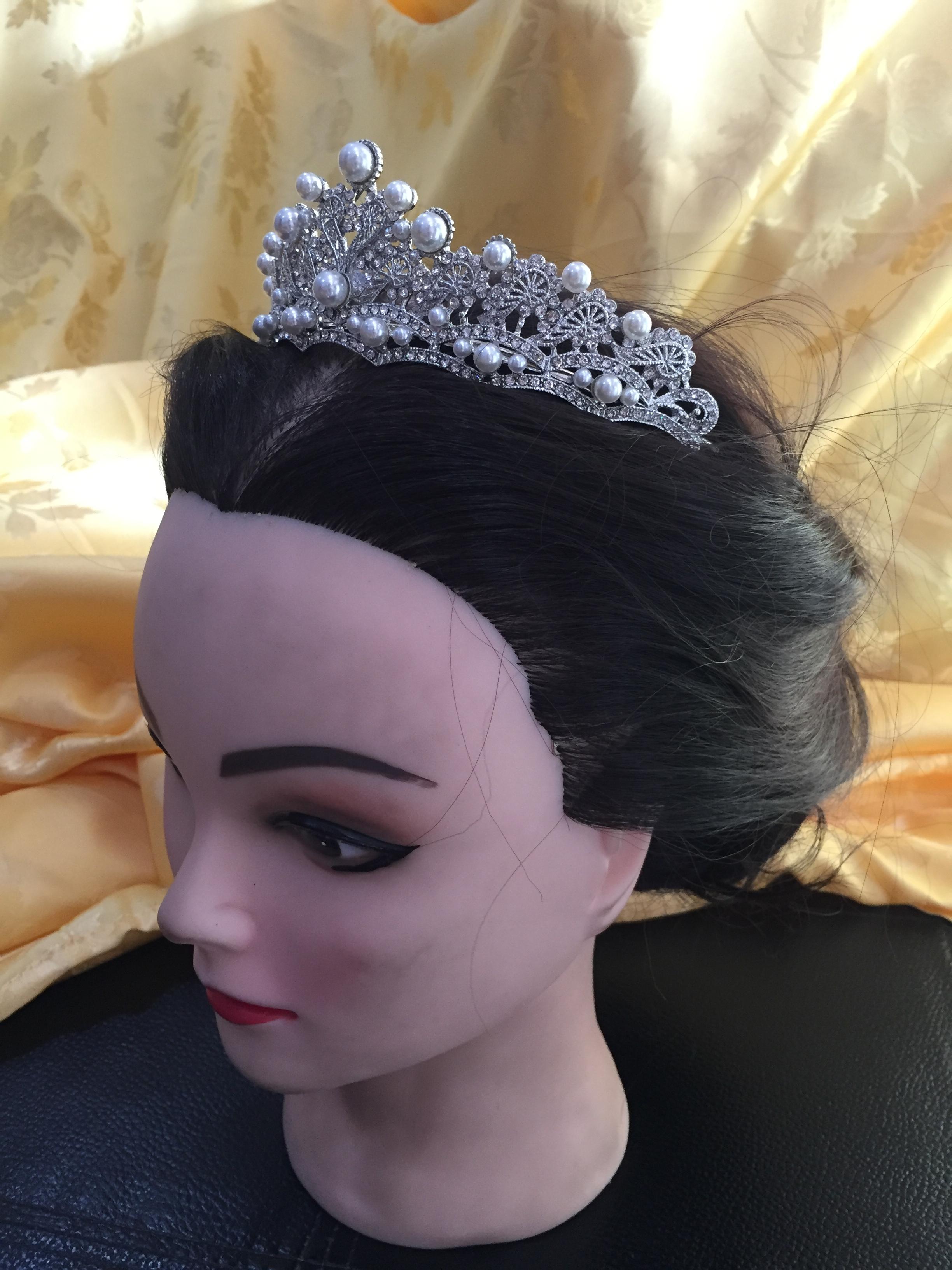 (พร้อมส่ง) เทียร่า 147 มุก