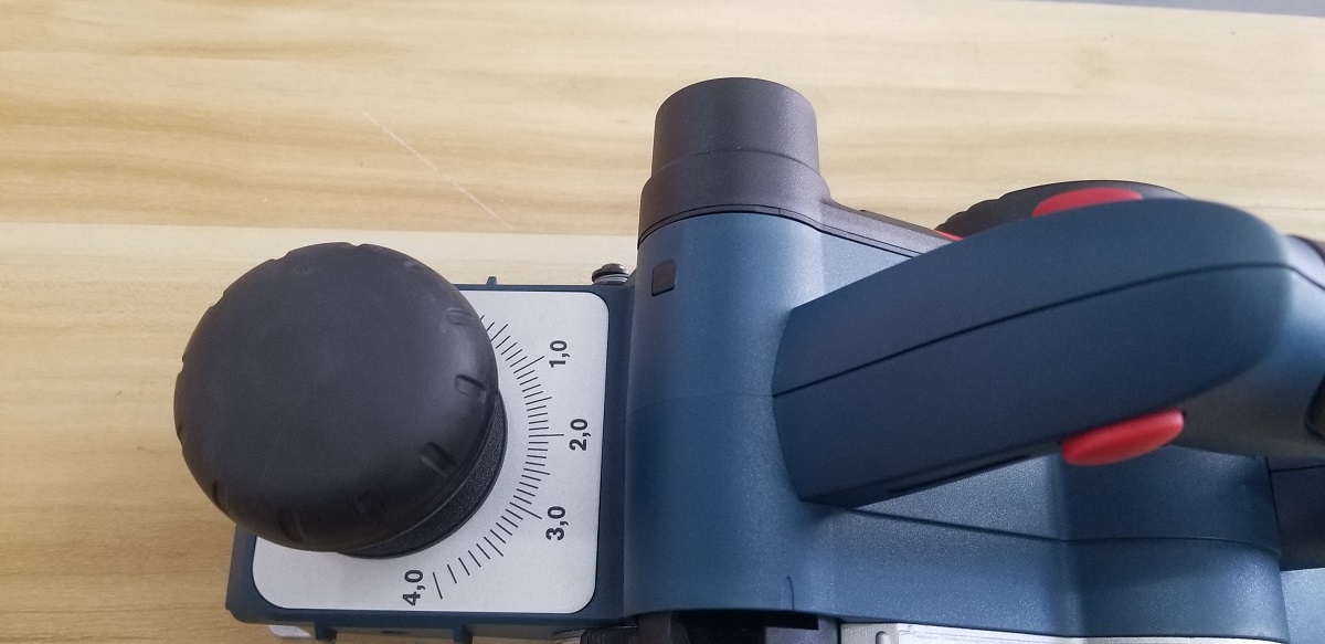 กบ3" GHO40-82C BOSCH