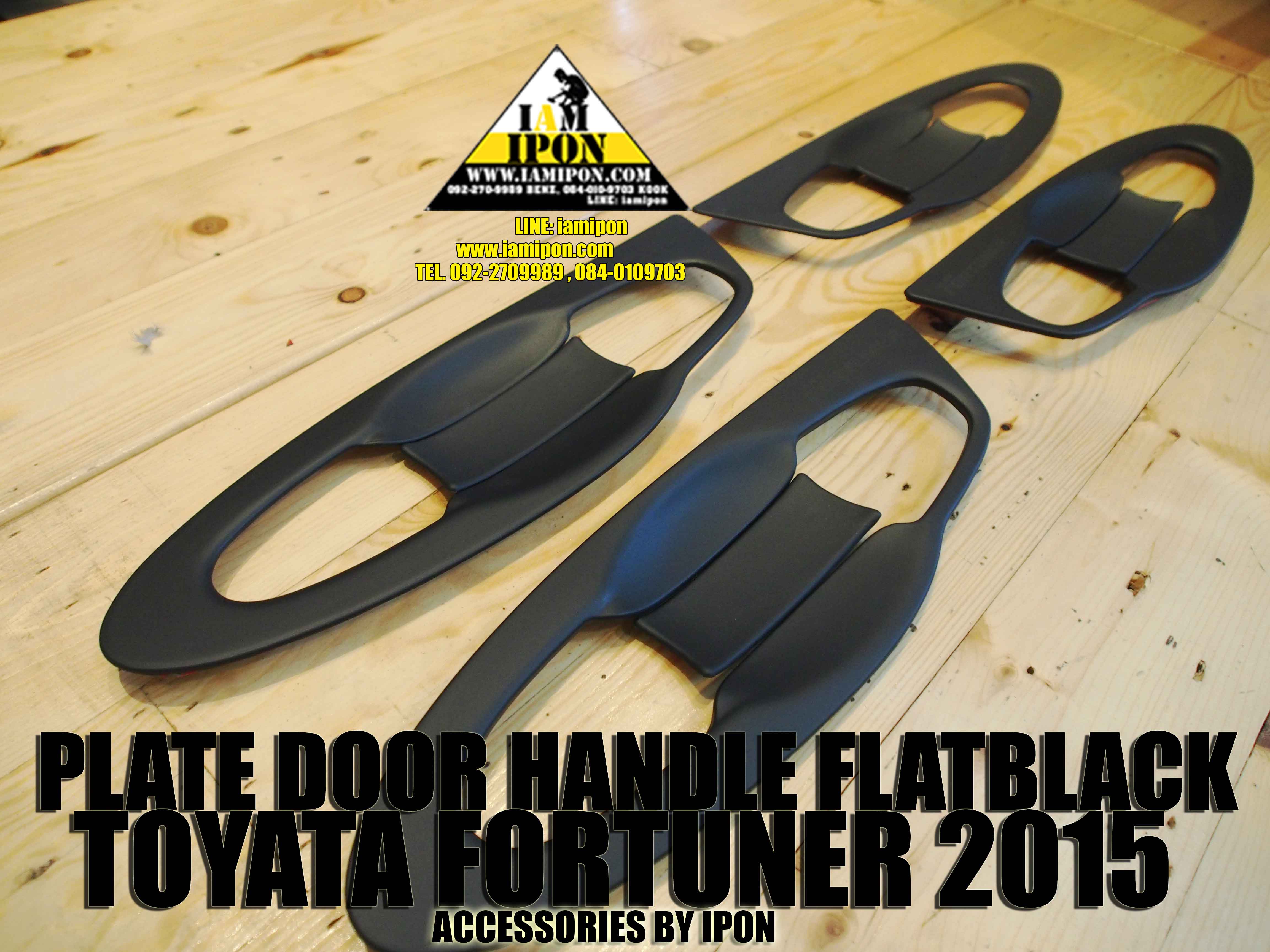 PLATE DOOR HANDLE TOYOTA FORTUNER 2015 FLATBLACK เบ้ารองมือเปิดฟอร์จูนเนอร์ 2015 ดำด้าน