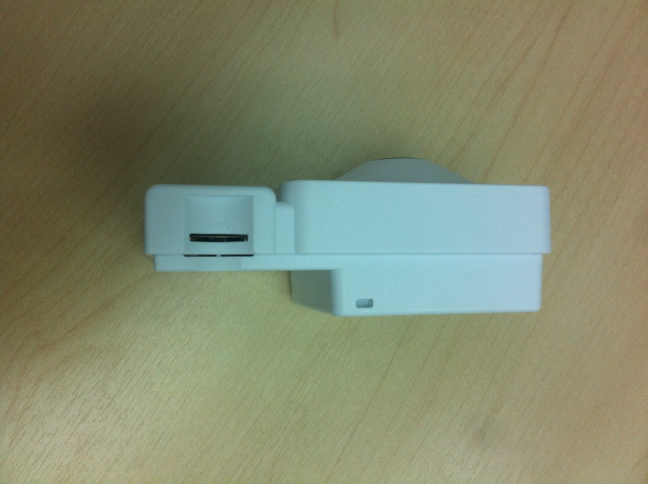 Sony SNC-CX600W Network Fixed HD Camera 1280 x 720 pixels with the Exmor® CMOS sensor Wide horizontal viewing angle of 120°